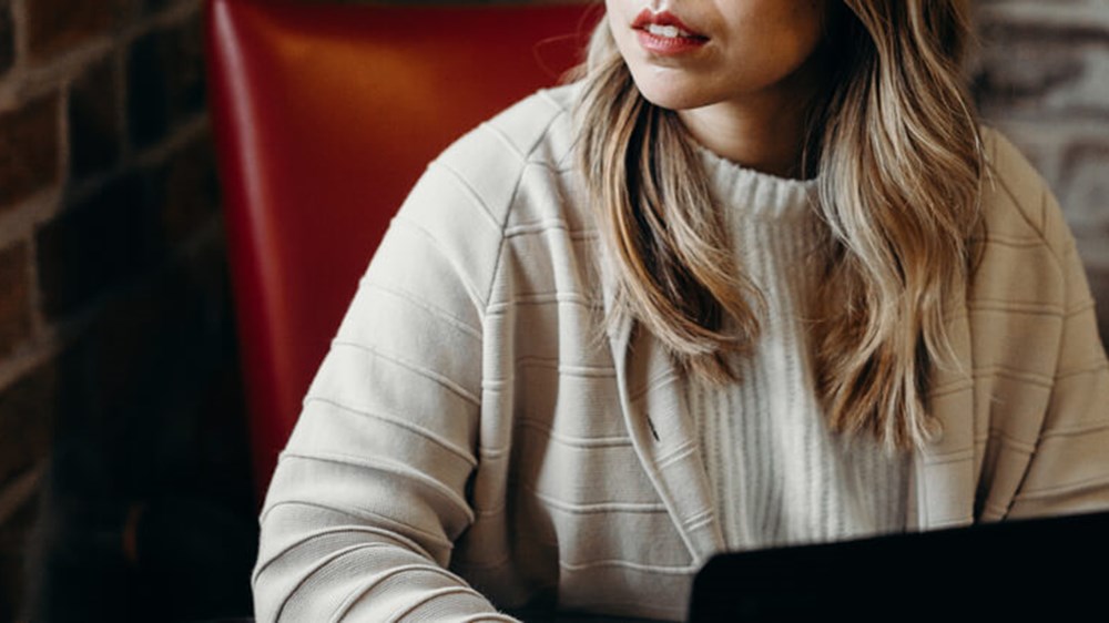 What are the best ways to invest £1,000?