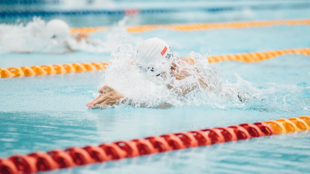 Swimming competition | Wealthify