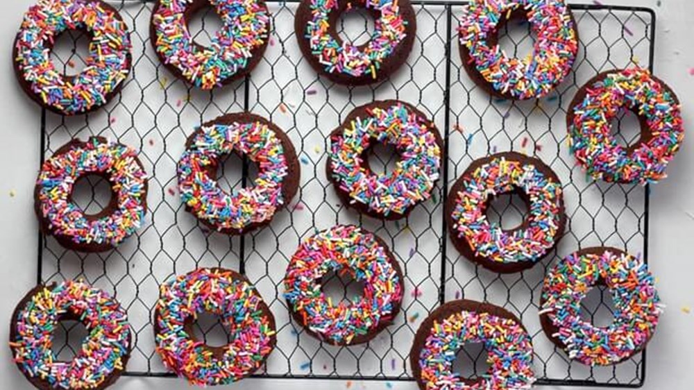 a dozen doughnuts with sprinkles | wealthify.com
