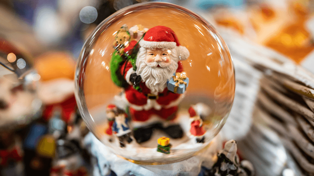Santa Claus Christmas decoration | Wealthify